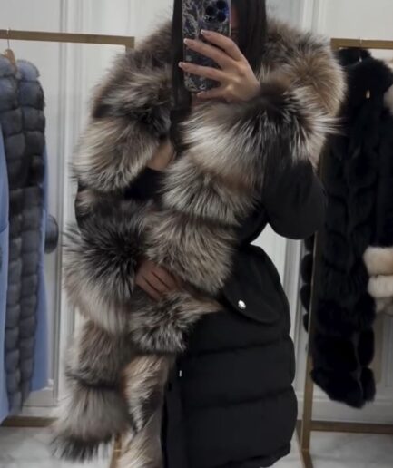 Black Long parka with fox fur