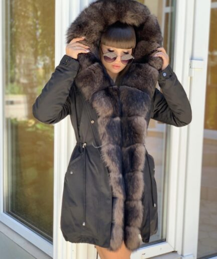 Black Long parka with fox fur brown