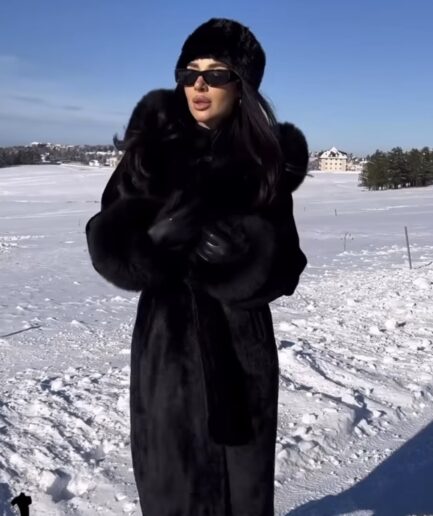 Black long alcantra coat with fox fur details